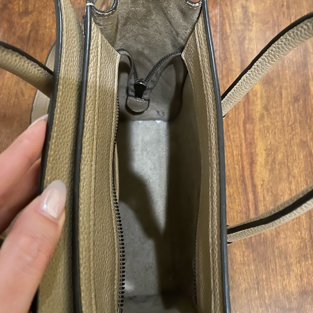 Authentic Celine Medium Size Leather Smiling Bag-… - image 5